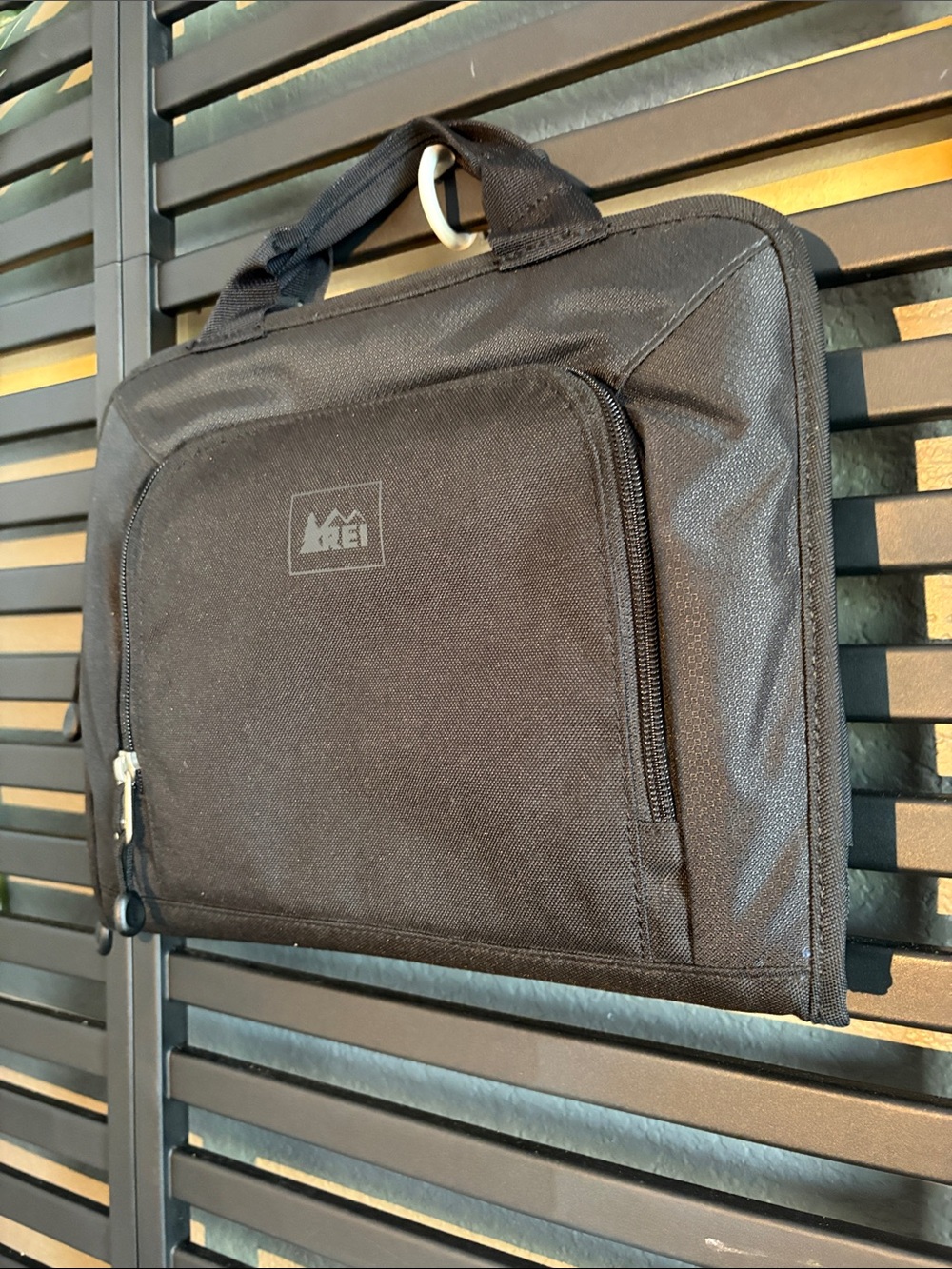 REI Black Tablet/iPad  Case with Pockets
